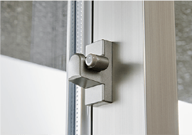 指詰め防止サッシ