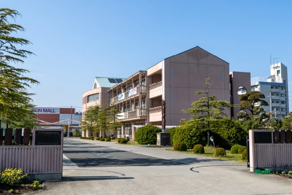 新居浜市立西中学校