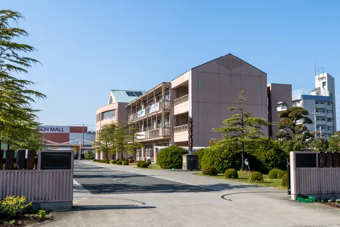 新居浜市立西中学校