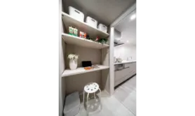 Bath room / Powder room