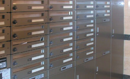 宅配BOXと置き配で解決!