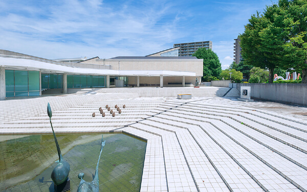 栃木県立美術館