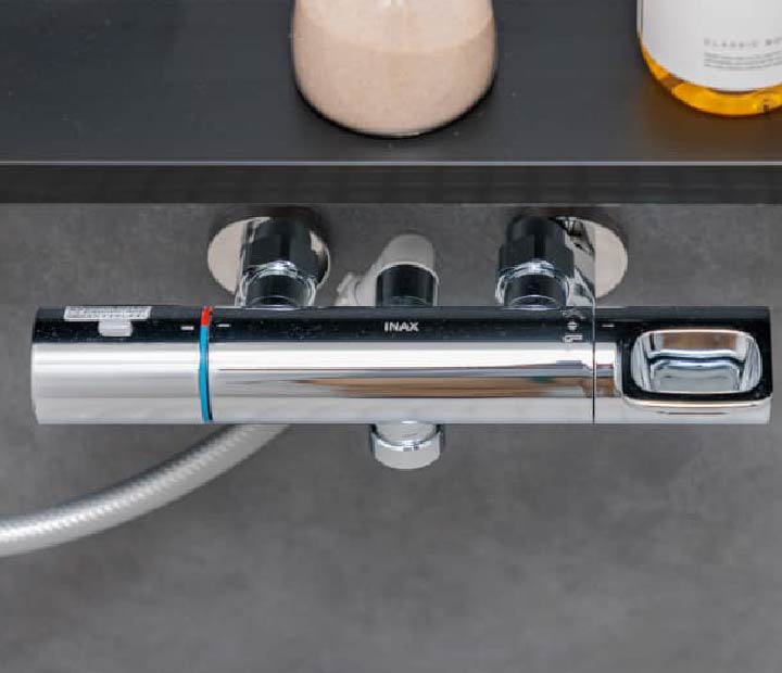 壁付サーモ水栓